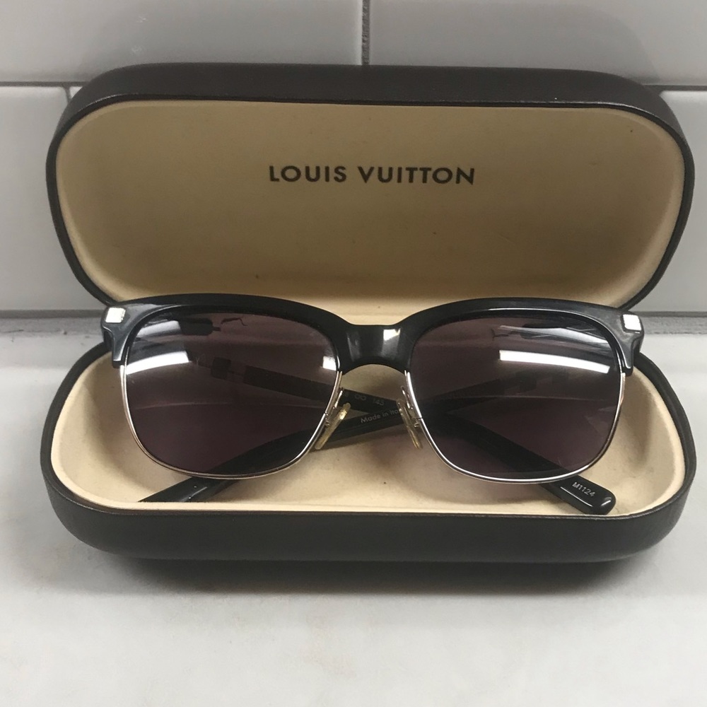 Authentic Louis Vuitton Conviction Sunglasses